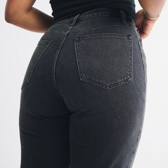 Abercrombie & Fitch Curve Love Ultra High Rise 90s Straight Jeans sz 26 Vent Hem - Picture 6 of 16